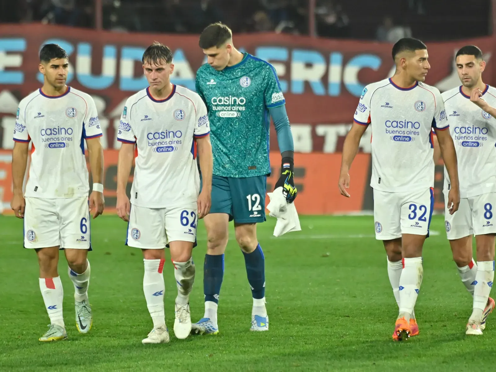 San Lorenzo vs Lanús, La Fortaleza, Torneo Clausura 2026, jugadores del Ciclón tristes
