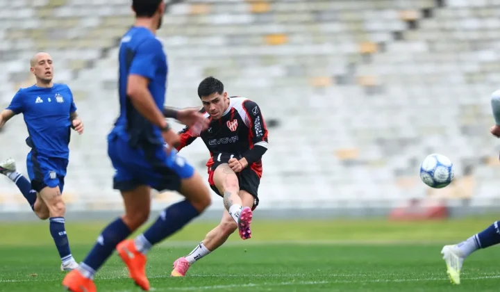La Liga Profesional calienta motores: Instituto brilla, Lanús empata y Newell’s preocupa en amistosos