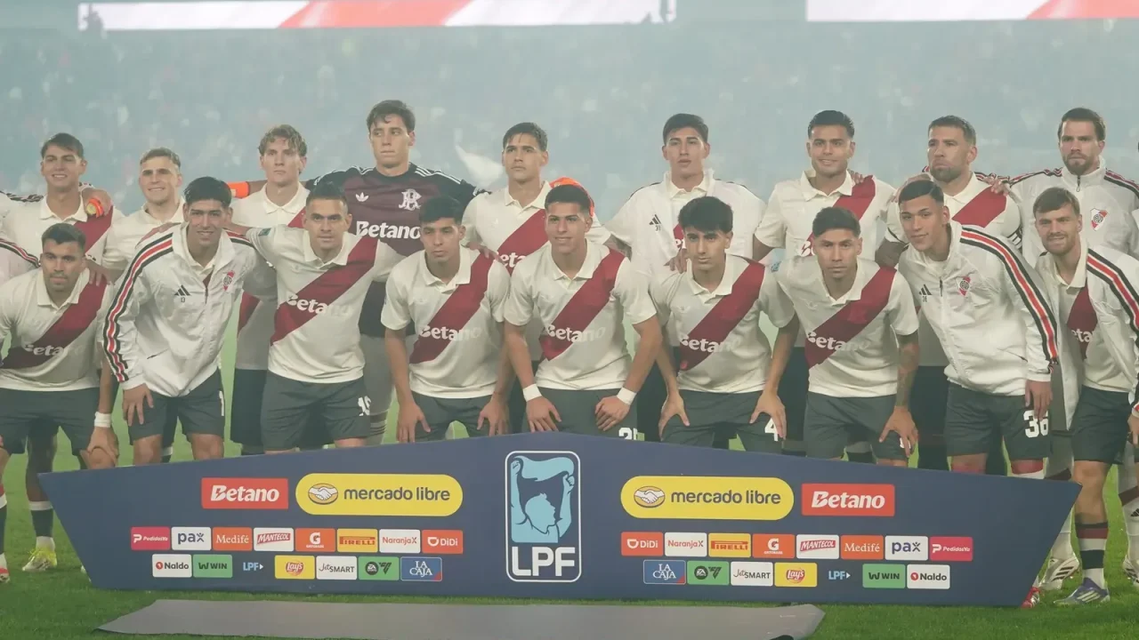 El uno por uno de River: durísima derrota ante Barracas Central en el Monumental