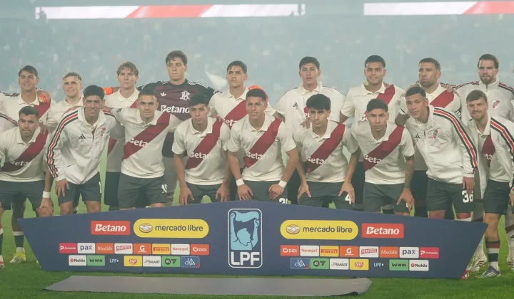 El uno por uno de River: durísima derrota ante Barracas Central en el Monumental