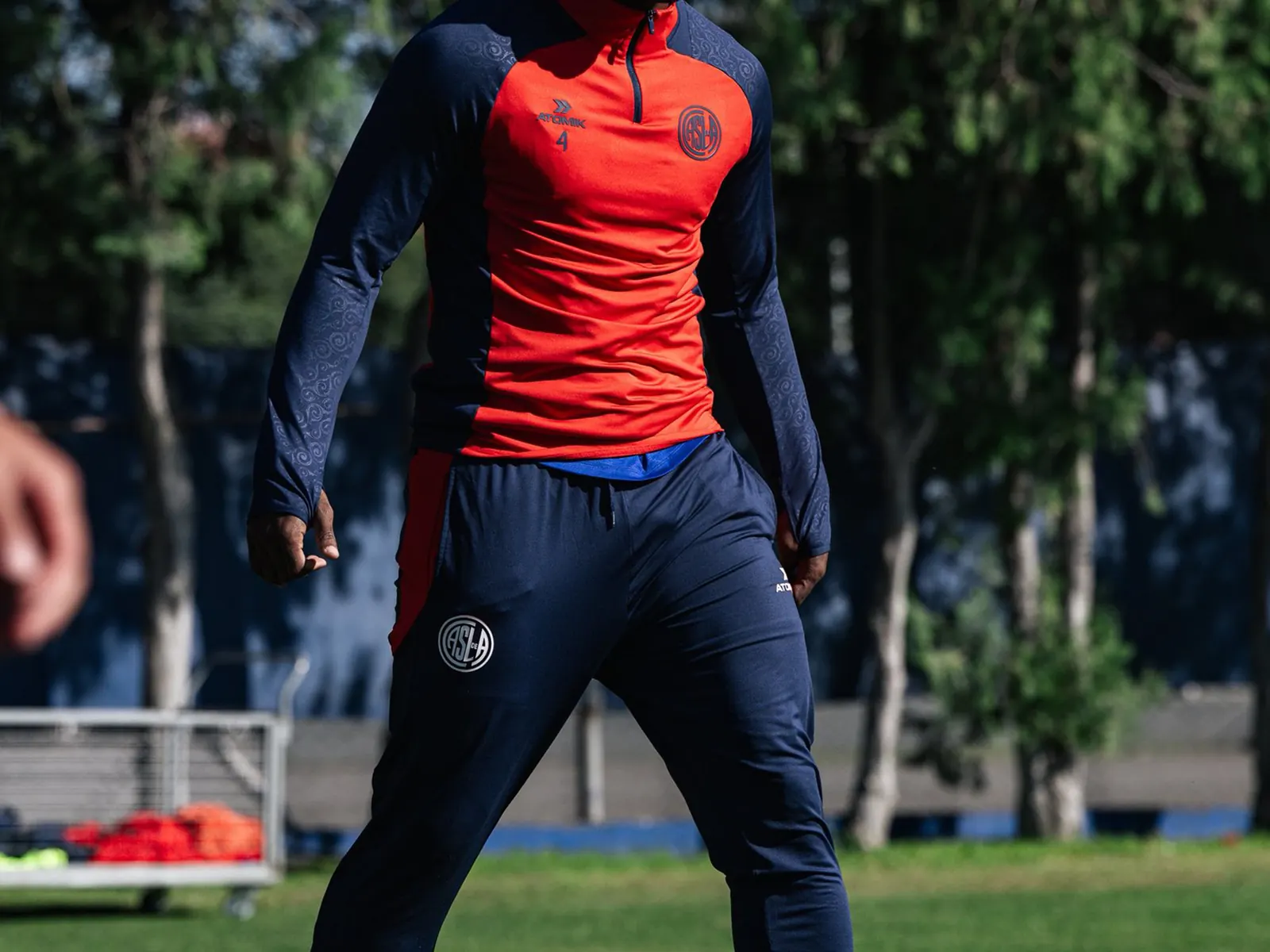 Jhohan Romaña, defensor de San Lorenzo, sería transferido al fútbol mexicano.