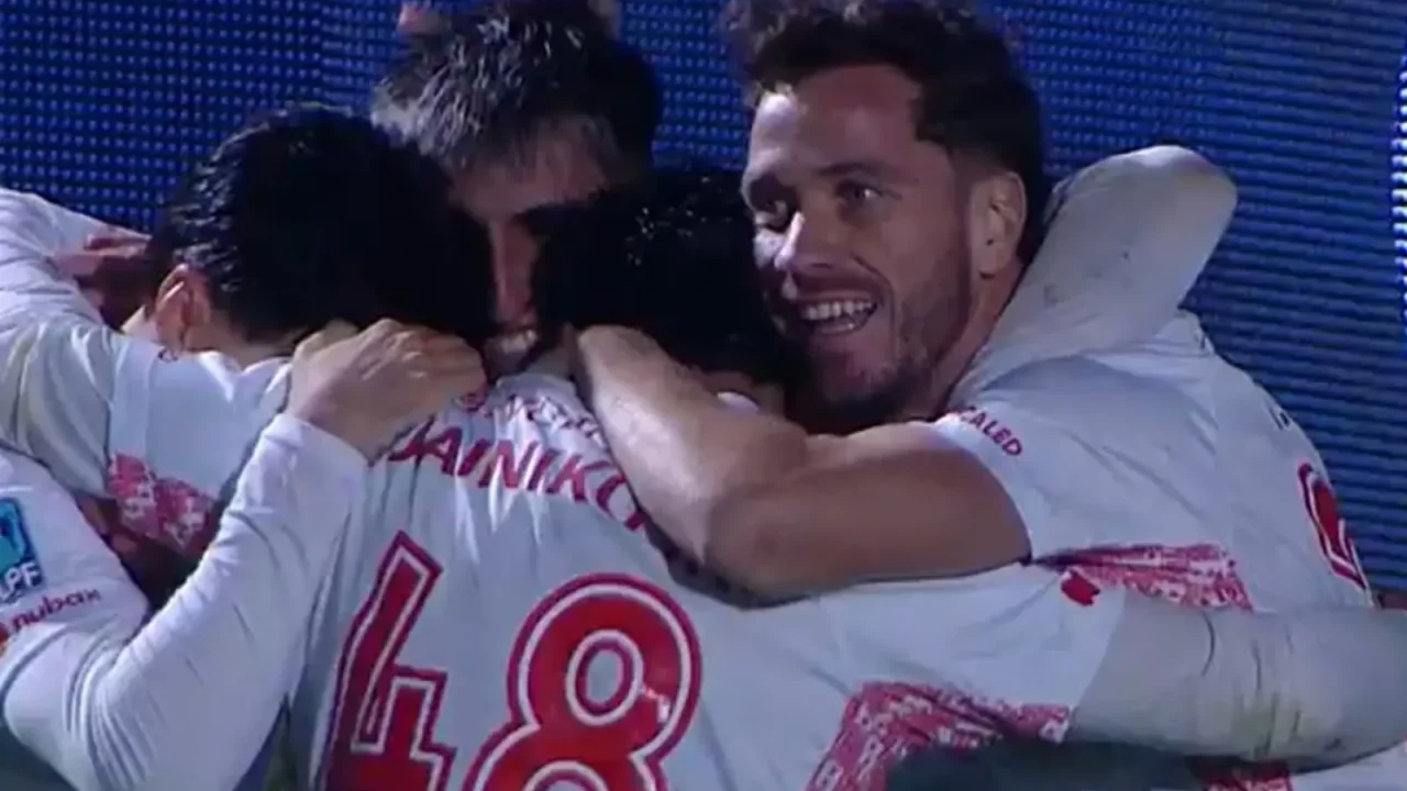 El golazo de Alan Lescano que cambió el arranque de Argentinos en Junín