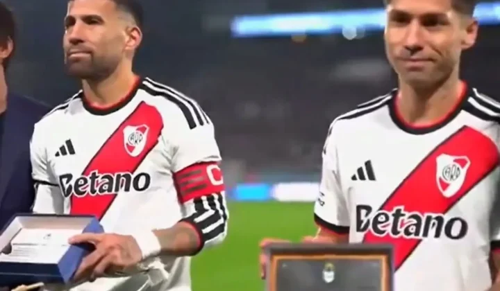 Gimnasia homenajeó a Otamendi y Montiel antes del partido con River: el emotivo reconocimiento a los campeones del mundo