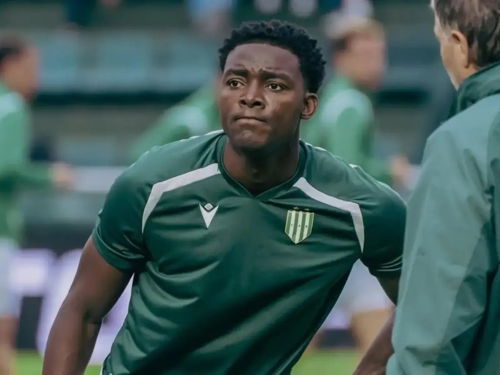 Danilo Arboleda, defensor colombiano, durante un partido con Banfield en la Liga Profesional 2026