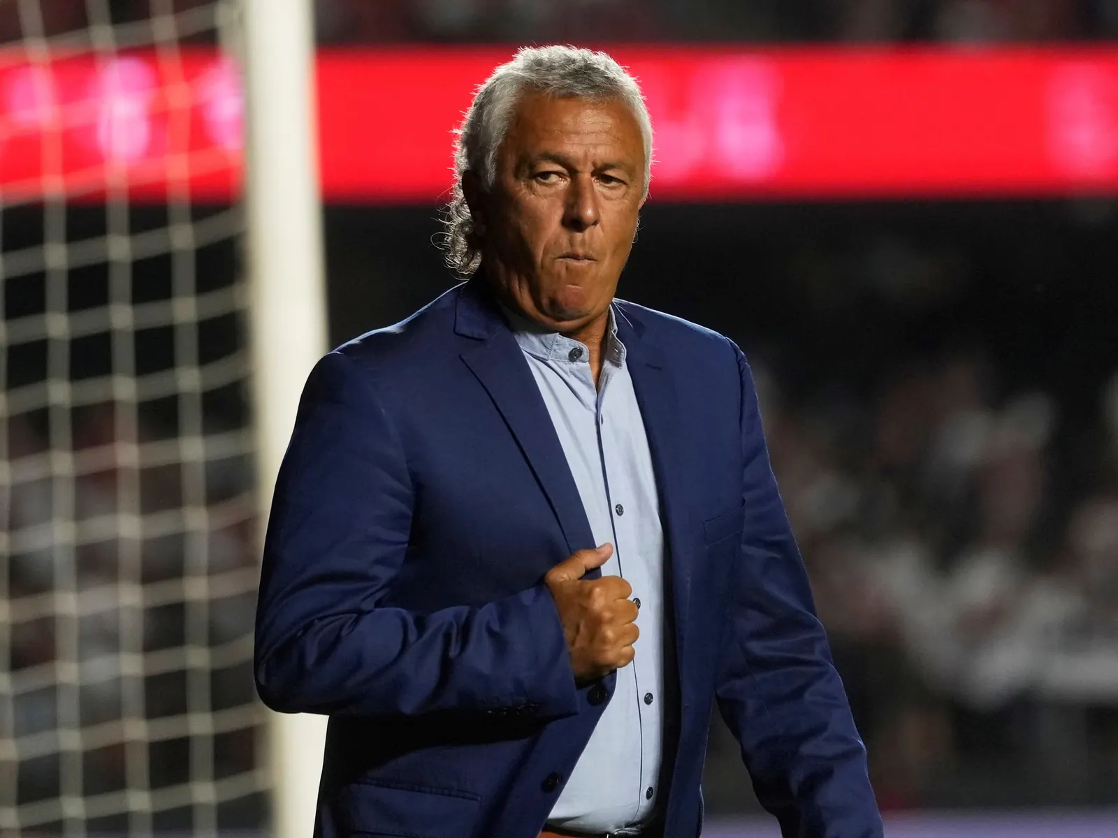 Néstor Gorosito, exfutbolista e ídolo de San Lorenzo, en un partido.