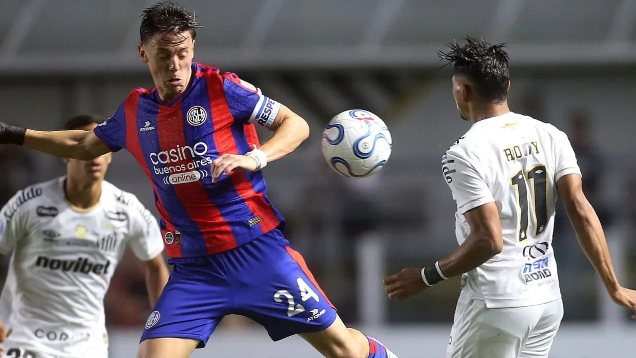 La determinación y la fe inquebrantable fueron los pilares de San Lorenzo en su agónica remontada ante Santos en Vila Belmiro. El Ciclón, qu