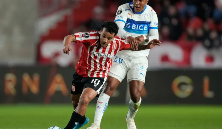 Estudiantes pierde a Tiago Palacios por un desgarro y apunta a la recuperación