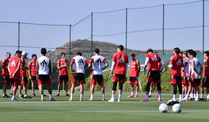 Vamos todos unidos: la decisión grupal de River para salir del pozo