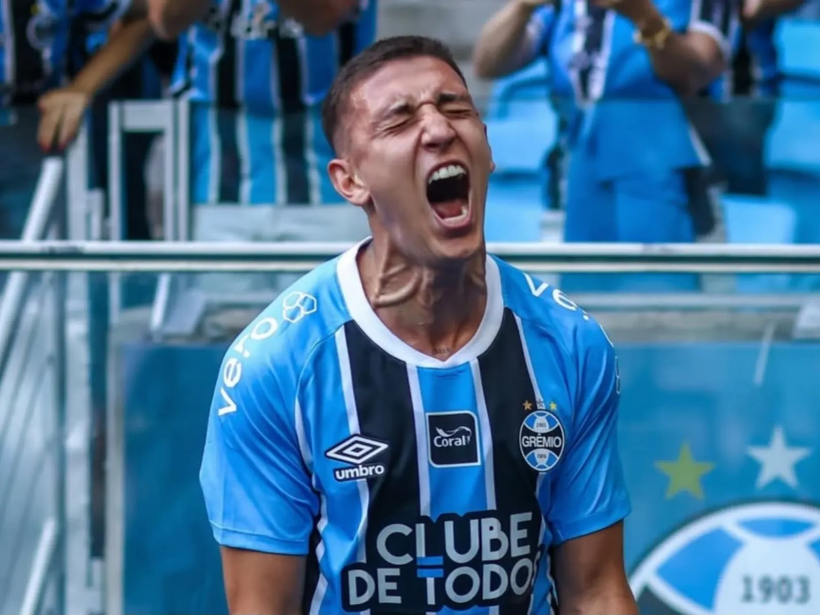 Miguel Monsalve en su etapa en Gremio, nuevo refuerzo de Estudiantes para la Copa Libertadores.