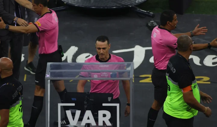 El debate sobre el VAR en el fútbol argentino y la urgencia del offside semiautomático