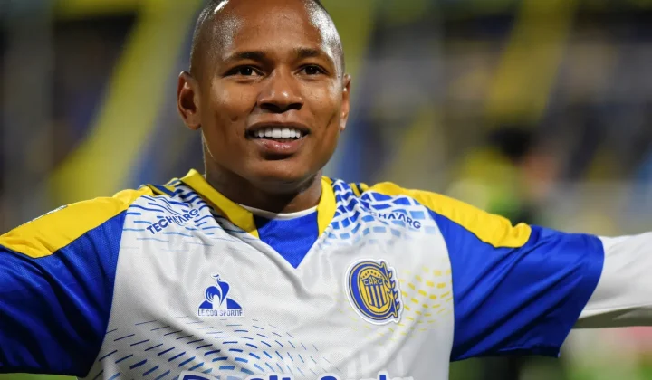 Rosario Central compró el pase total de Jáminton Campaz y le renovó el contrato