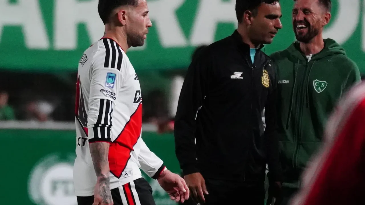 El fuerte reclamo de Otamendi a Beltrán que encendió el debate en River tras el empate con Sarmiento
