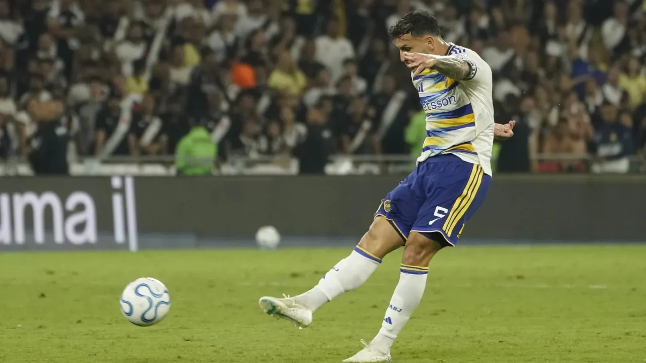 Paredes volvió de una lesión, entró en Boca y clasificó al Xeneize a la final de la Sudamericana con un golazo