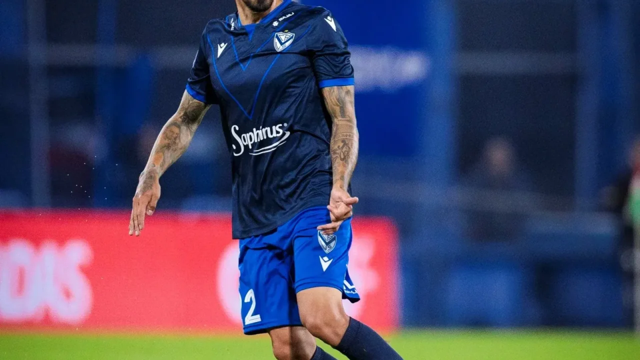 Manuel Lanzini sufrió una distensión muscular y será baja tres semanas en Vélez